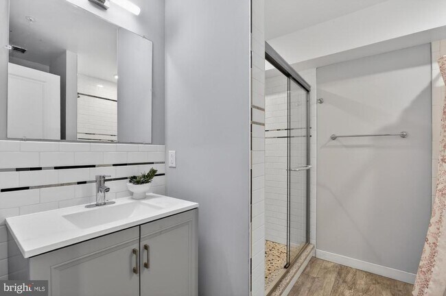 Building Photo - 1447 N 8th St