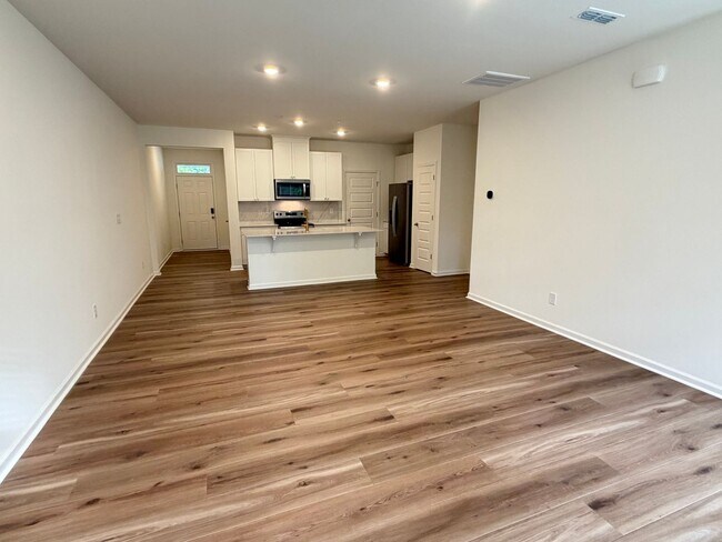 Building Photo - 128 Parker Ln