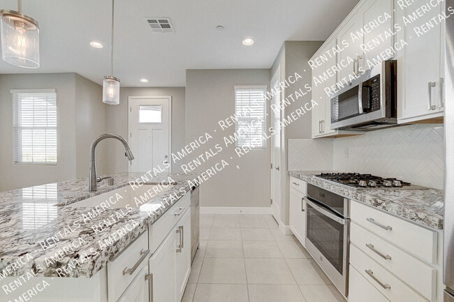 Building Photo - 144 Kimberlite Dr