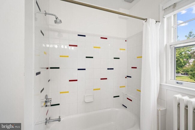 Building Photo - 4008 Rosemary St