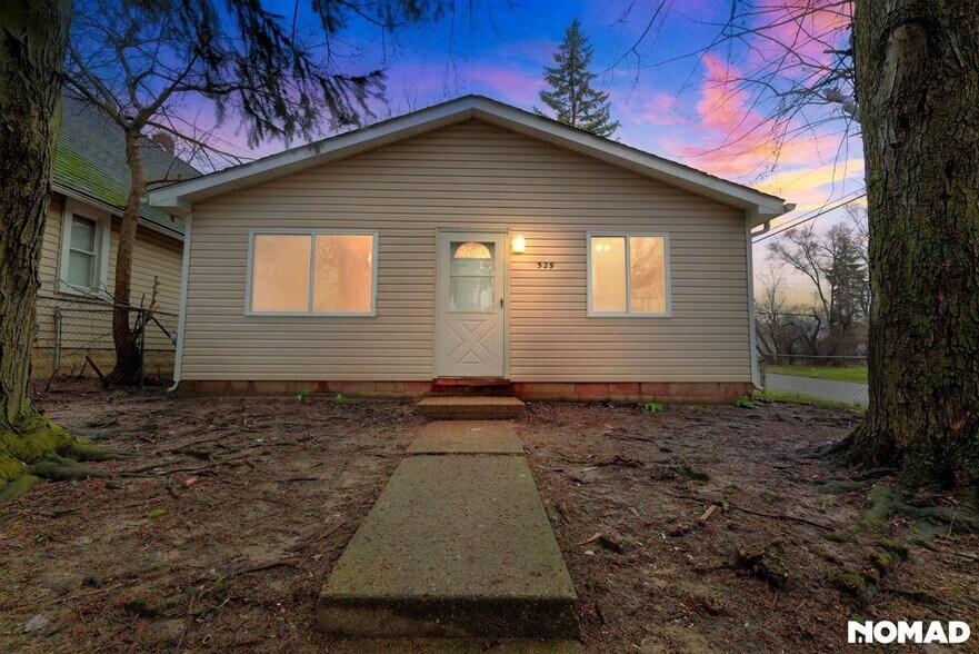 Building Photo - 529 Emerson Ave