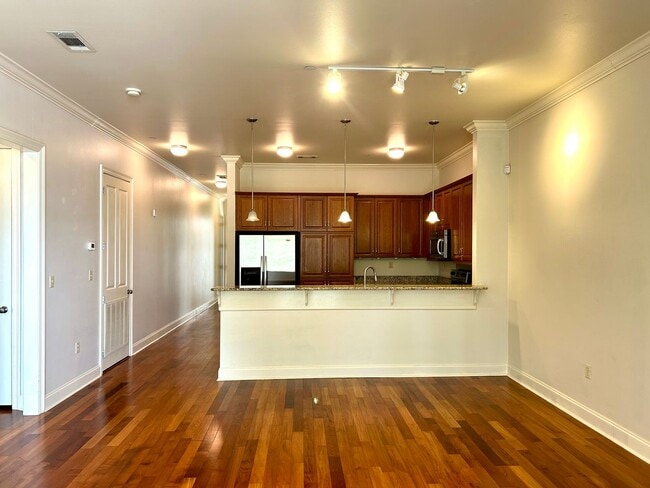 Building Photo - Victory Commons