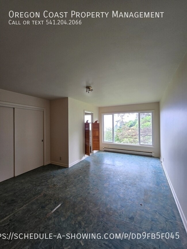 Building Photo - 42920 U.S. 101 S