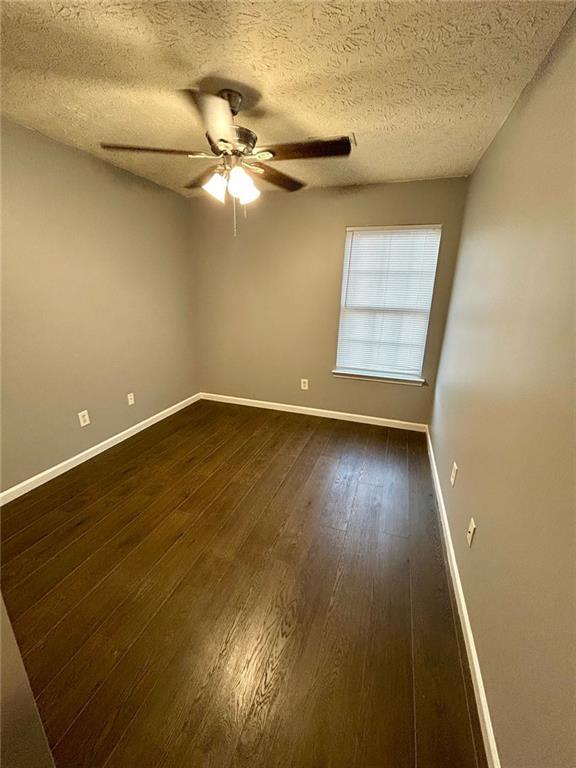 Building Photo - 4201 High Park Ln