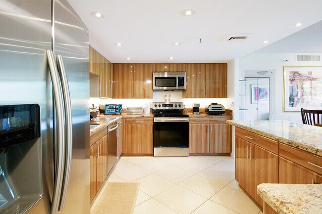 Building Photo - 2480 Presidential Way