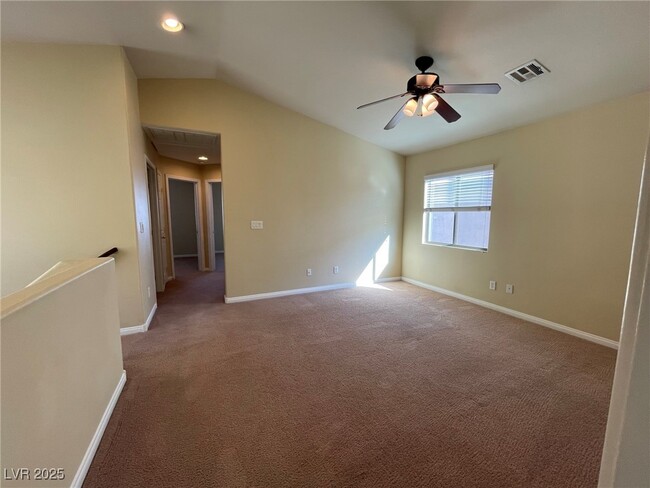 Building Photo - 275 Red Eucalyptus Dr