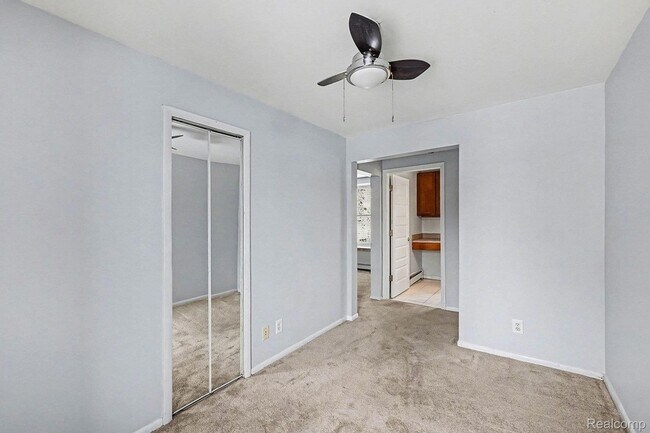 Building Photo - 120 Seward Ave