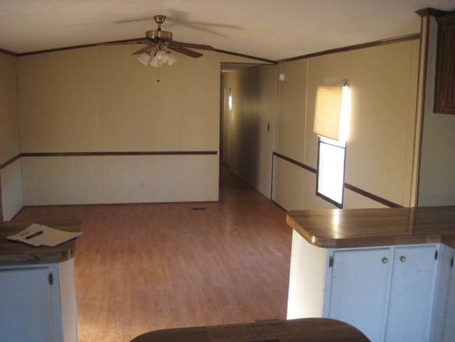 Building Photo - 488 Will Holt Rd