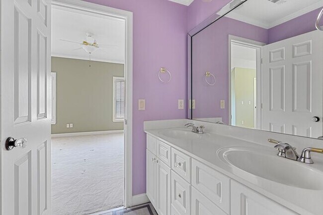 Building Photo - 2381 Oak Grove Meadows