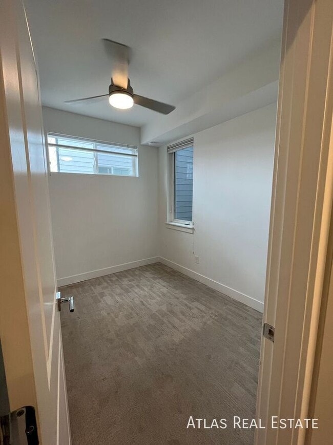 Building Photo - 2018 N Bryant St