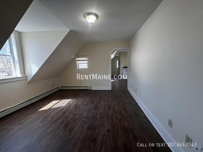 Building Photo - 3 Summer St