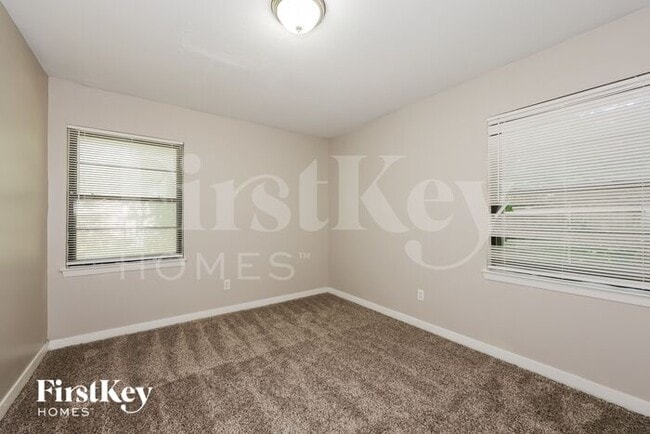 Building Photo - 1805 Dorothy Dr