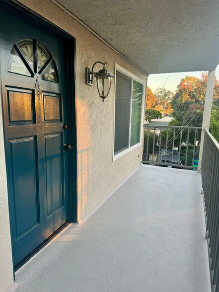 Building Photo - 31671 Seacove Dr