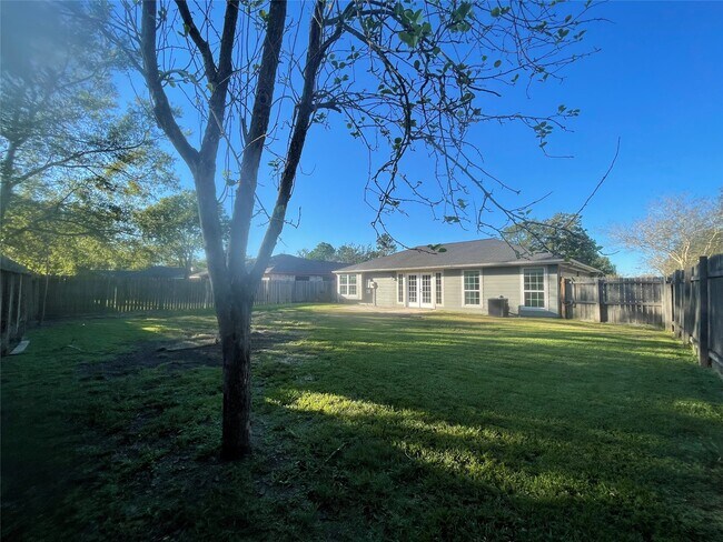 Building Photo - 9838 Golden Eagle St