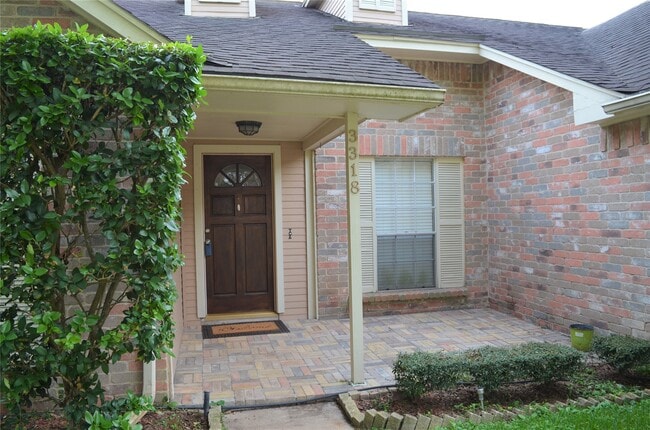 Building Photo - 3318 Kempwood Dr