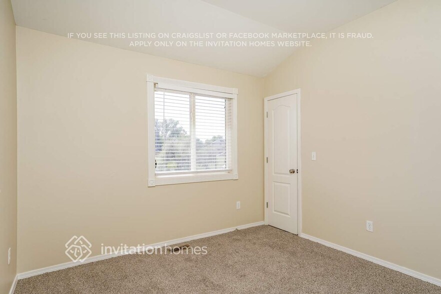 Building Photo - 779 Ridgebury Pl