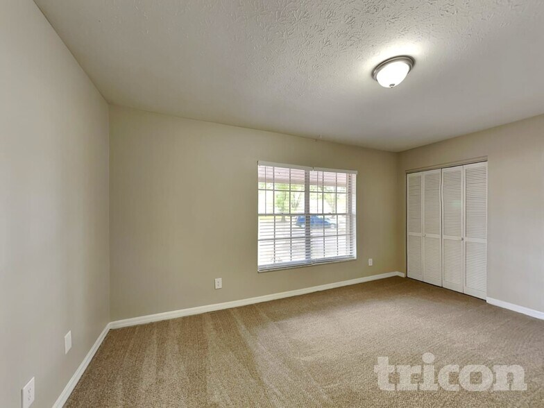 Building Photo - 14314 Ravenwood Ln