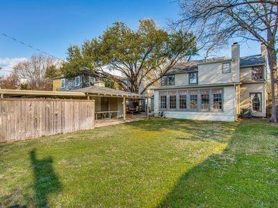 Building Photo - 4325 Grassmere Ln