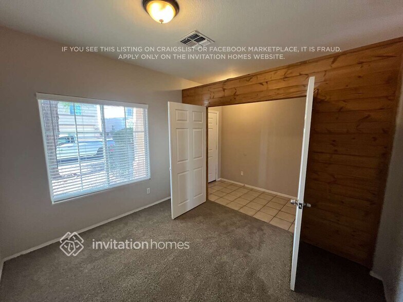 Building Photo - 13232 W Watson Ln