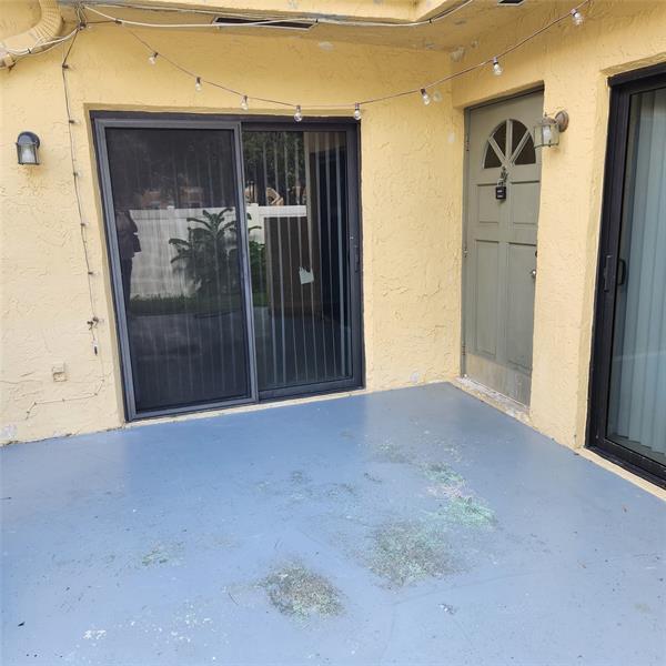 Building Photo - 4204 NW 114th Terrace