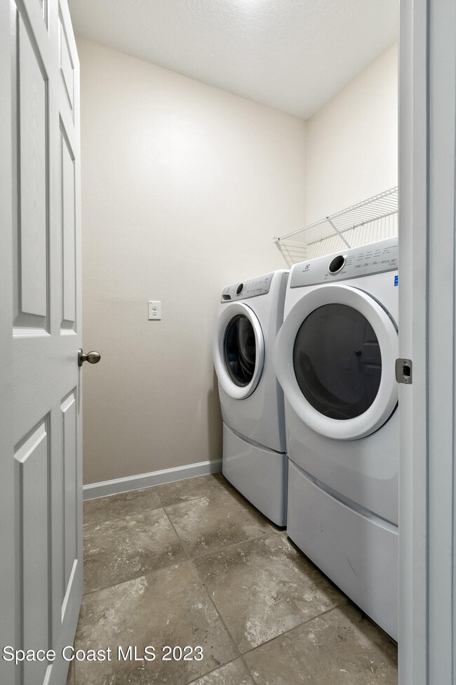 Building Photo - 3697 Whimsical Cir