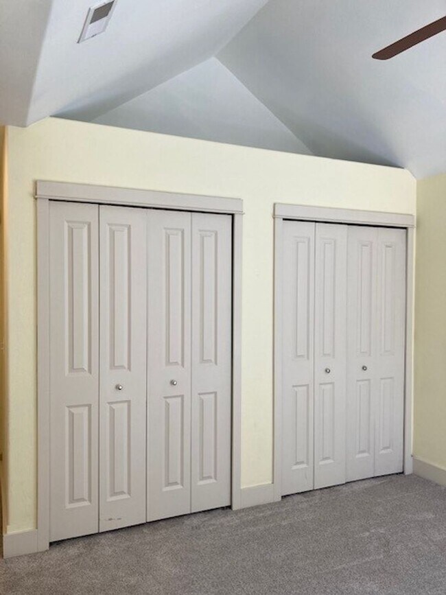 Building Photo - Charming in the Heart of Bozeman