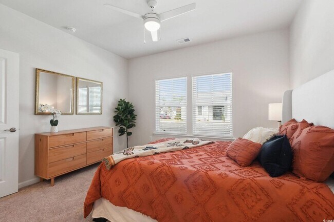 Building Photo - 300 Champion Boulevard Unit Cherry Grove