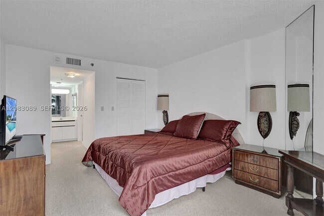 Building Photo - 6767 Collins Ave
