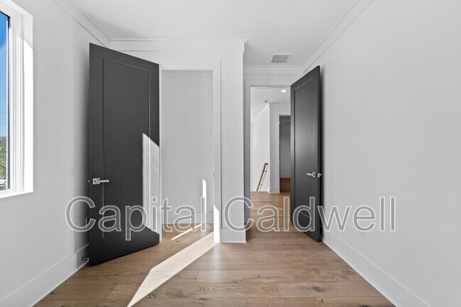 Building Photo - 2345 Bahia Vista St