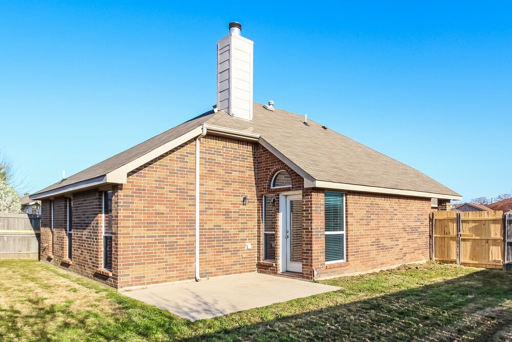 Building Photo - 2920 Oakshire St
