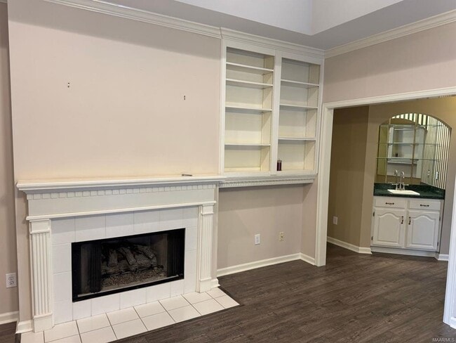 Building Photo - 8636 Harvest Ridge Dr