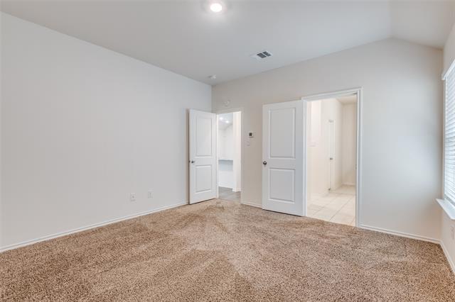 Building Photo - 3001 Glazner Dr