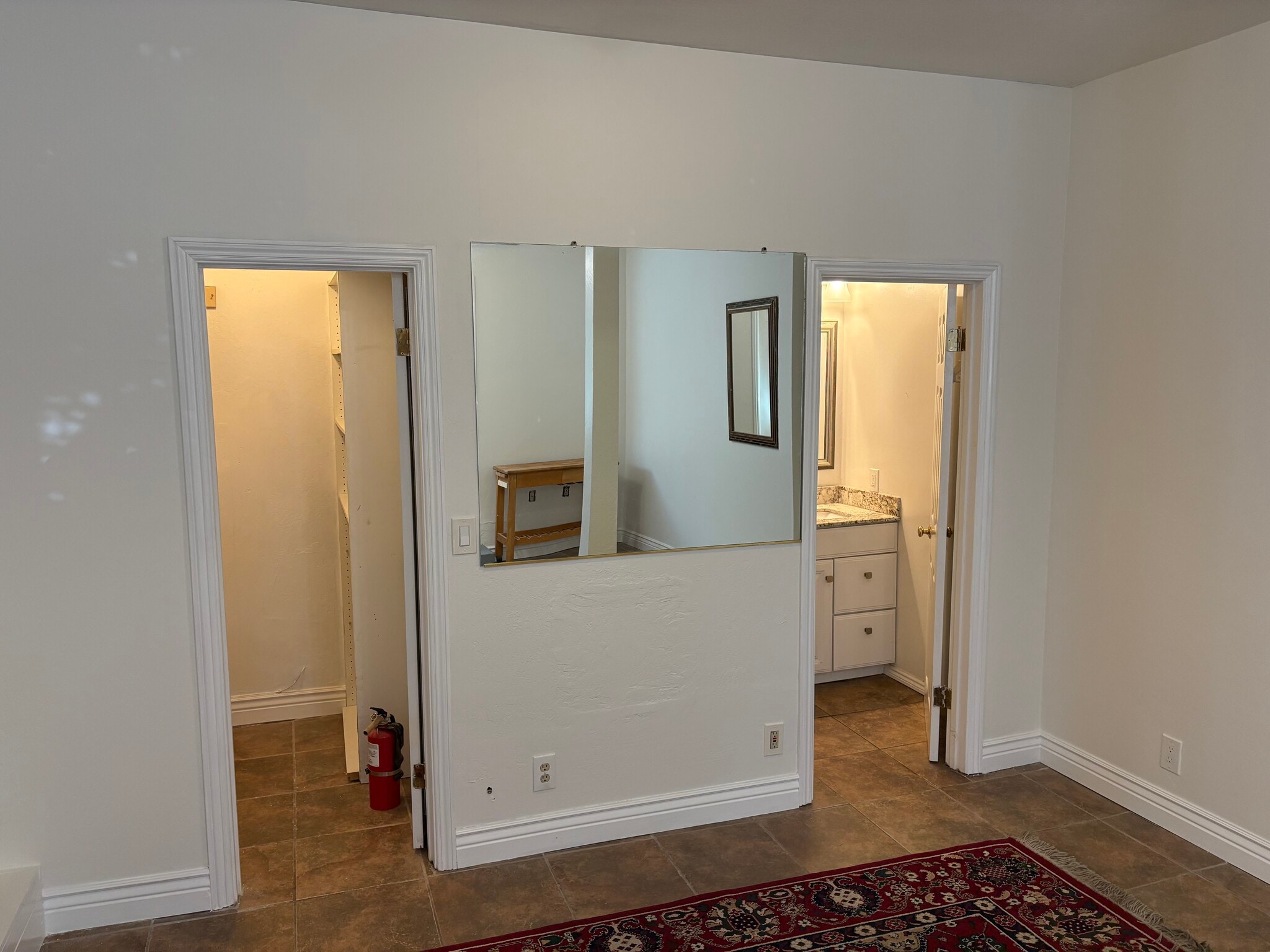 walk in closet and full bath - 131 Laurel Pl