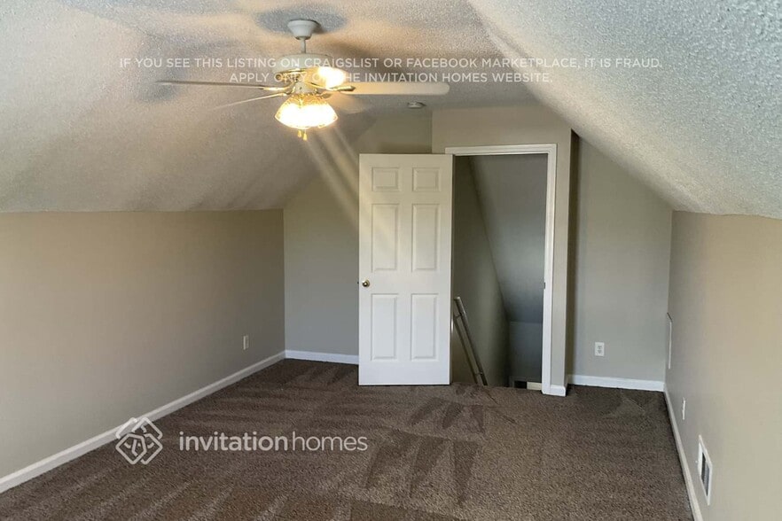 Building Photo - 63 Hillcrest Ct