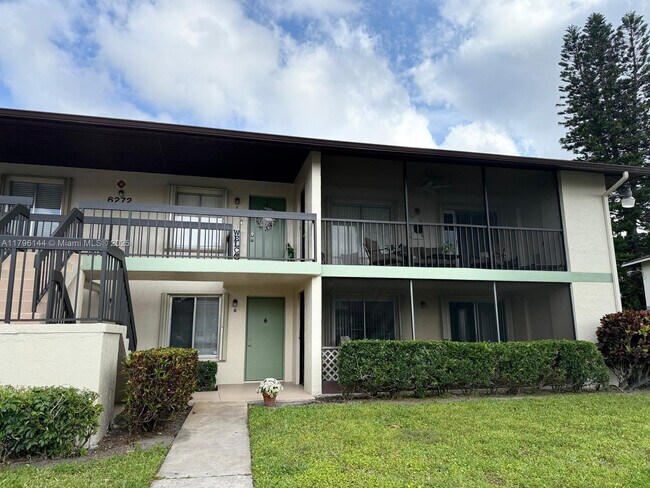 Building Photo - 6272 Chasewood Dr