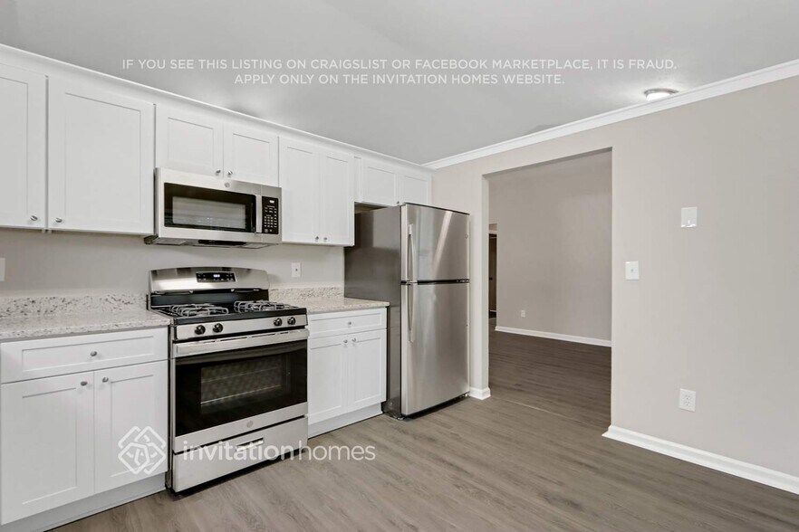 Building Photo - 5843 Bellingrath Way