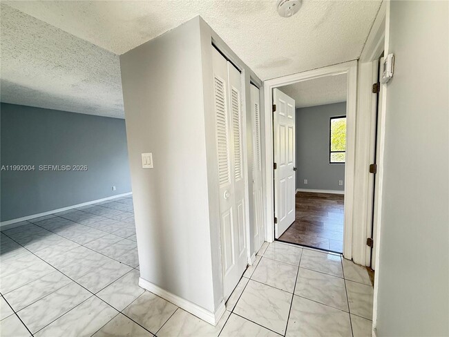 Building Photo - 1920 N Congress Ave