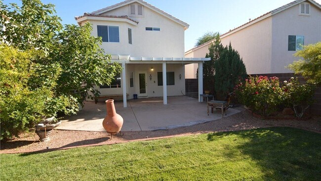 Building Photo - 2290 Bull Lake Dr