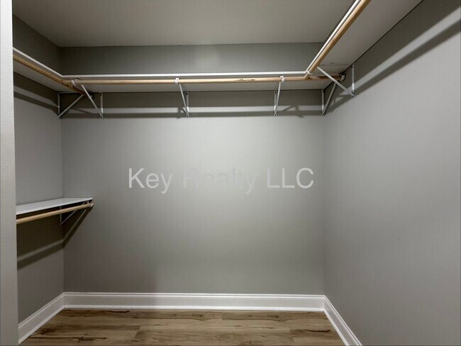 Building Photo - 3211 Stimson Ave