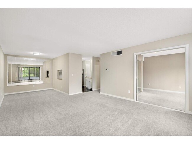 Building Photo - 7500 Cahill Rd