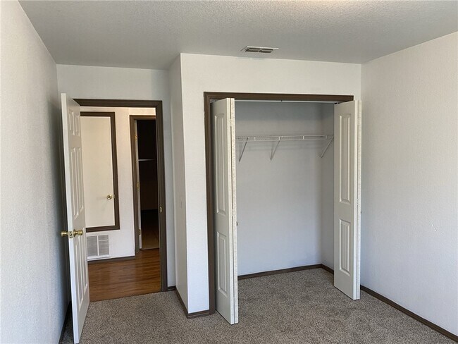 Building Photo - 3128 Jerri Ln
