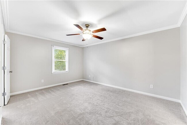 Building Photo - 1420 Old Virginia Ct SE