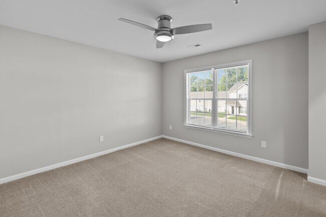 Building Photo - 1265 Cross Creek Cir