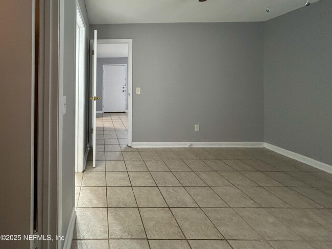 Building Photo - 1122 Woodruff Ave