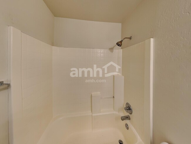 Building Photo - 2759 N 106th Ln