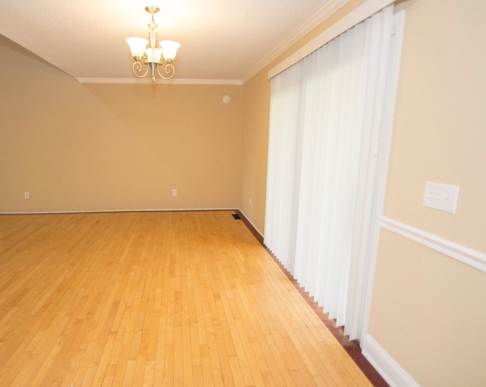Building Photo - 286 Woodwinds Dr