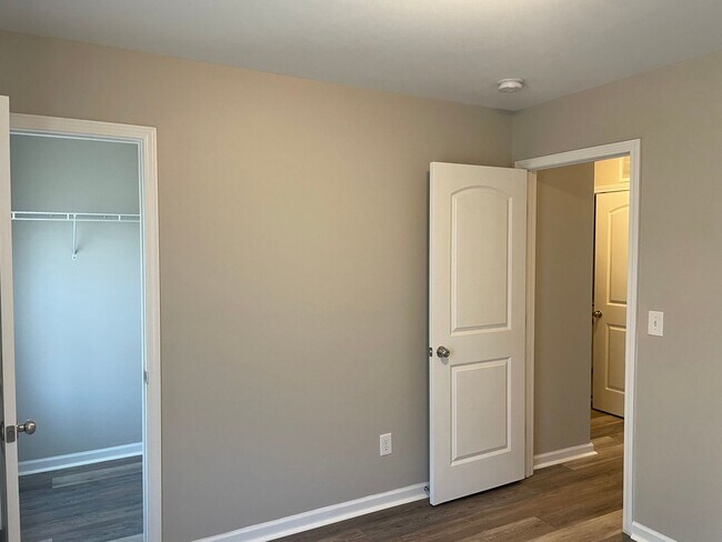 Building Photo - 3 bedroom, 2 bath home for rent in Brookstone in Sunset Harbor in Bolivia