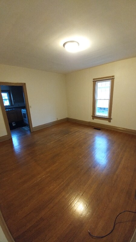 Building Photo - 825 Tremont Ave SW