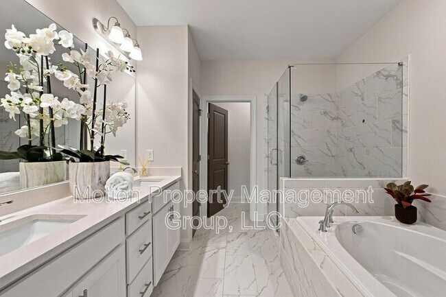 Building Photo - 776 Angora Aly