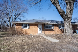 Building Photo - 570 US-52